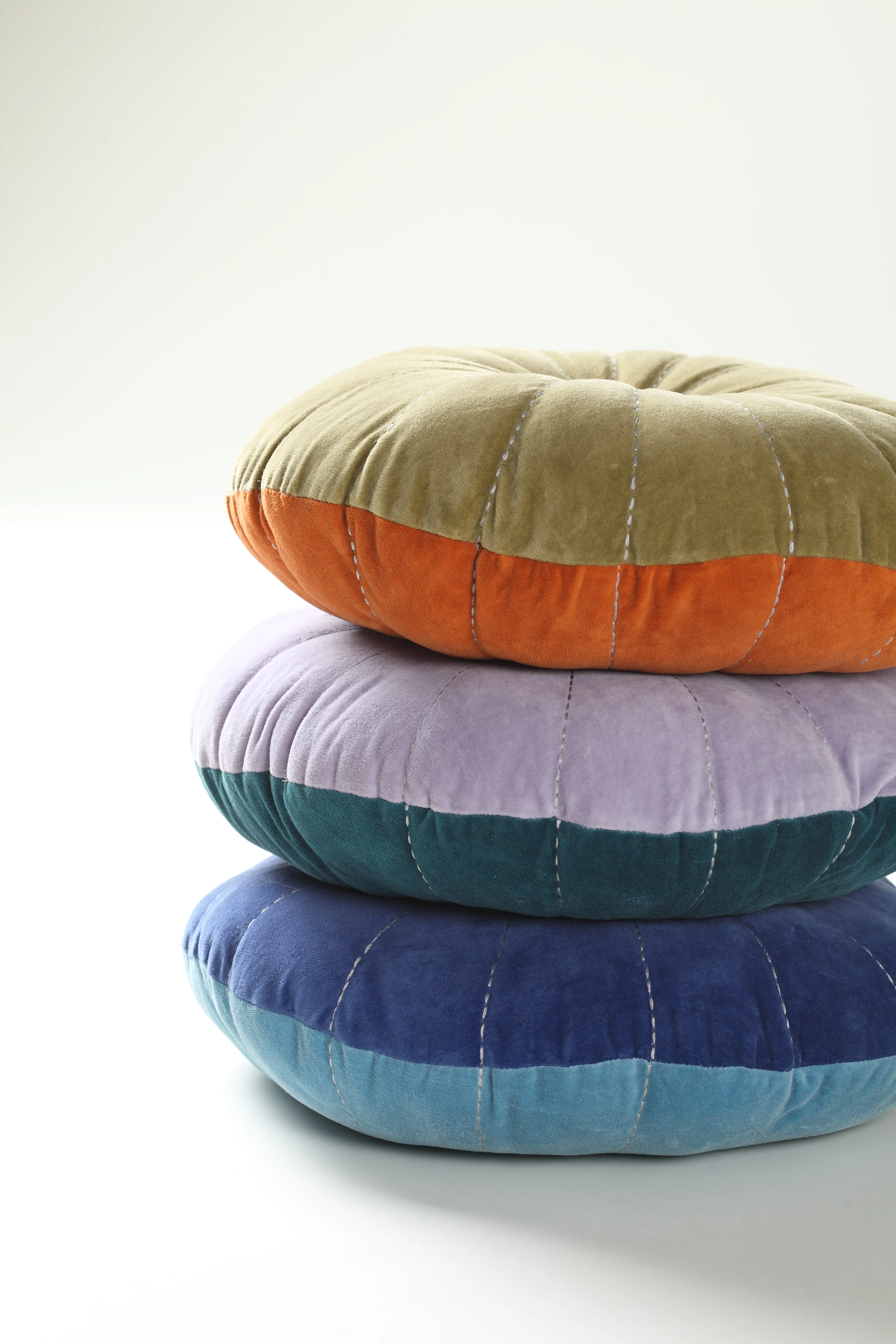 Velvet Cushion Round